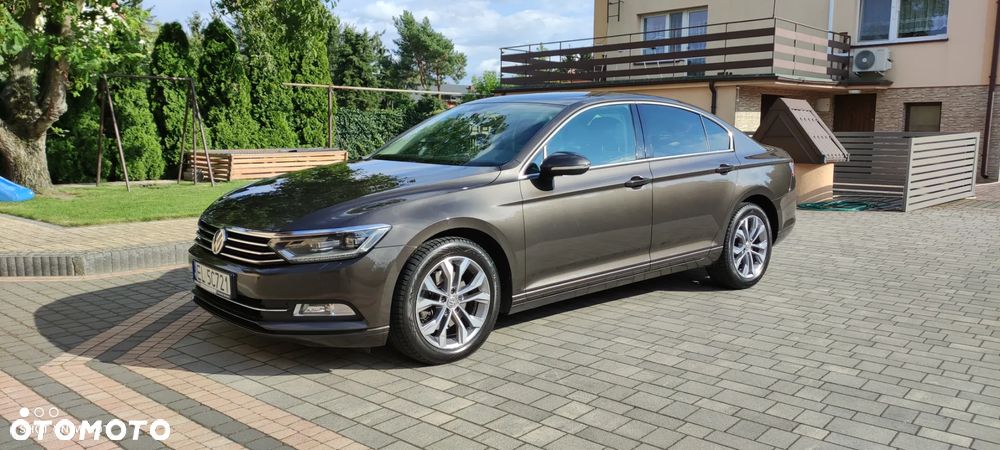 Volkswagen Passat 2.0 TDI BMT Comfortline DSG - 9