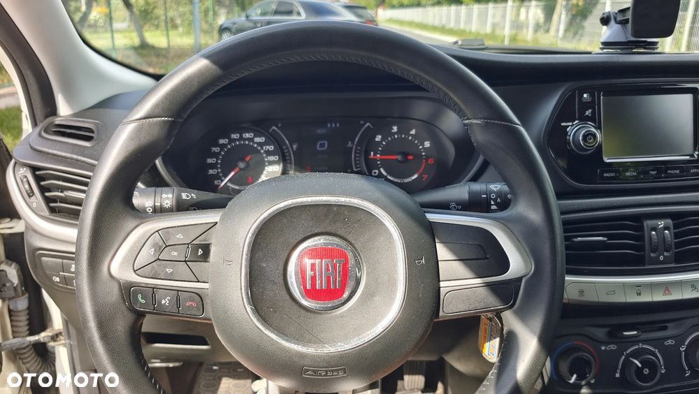 Fiat Tipo 1.4 16V Easy - 18