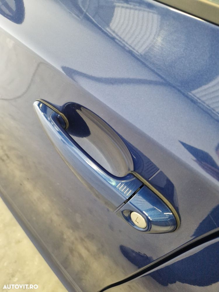 BMW Seria 1 123d DPF Edition Sport - 12