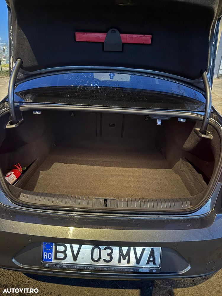 Volkswagen Passat 2.0 TDI Comfortline - 7