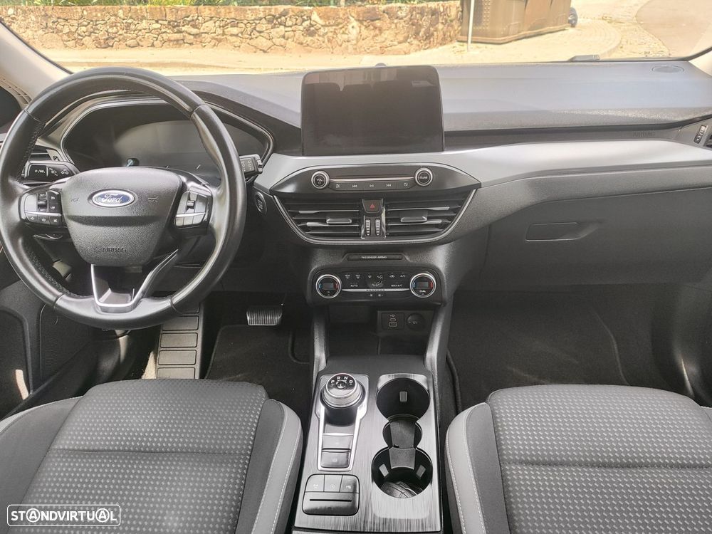 Ford Focus 1.5 TDCi ECOBlue Connected Aut. - 10