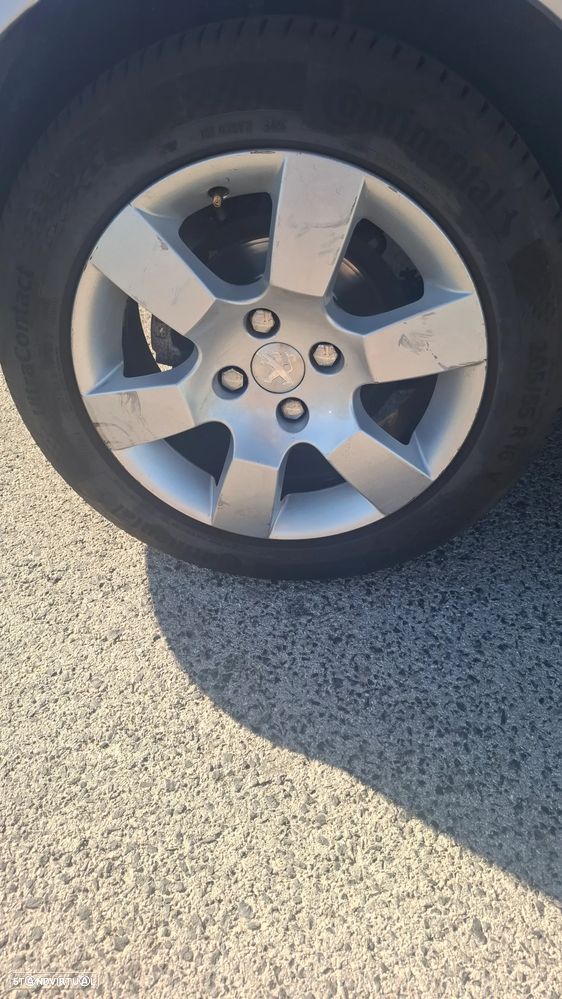 Peugeot 308 1.6 HDi Executive - 10