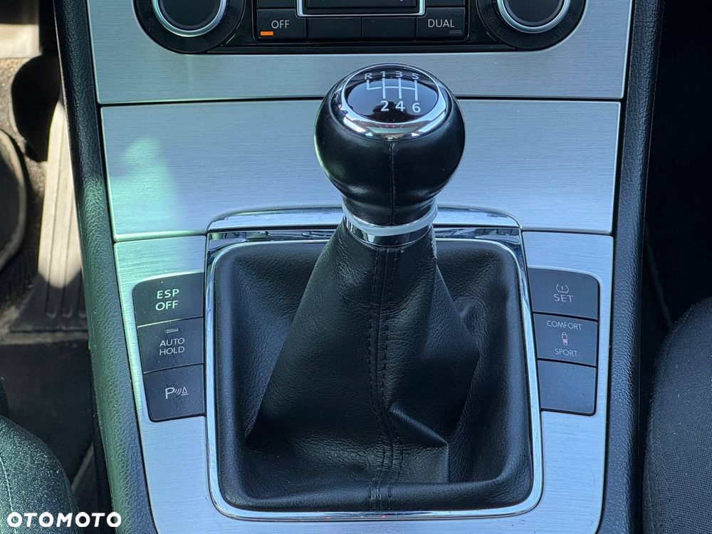 Volkswagen Passat CC - 12