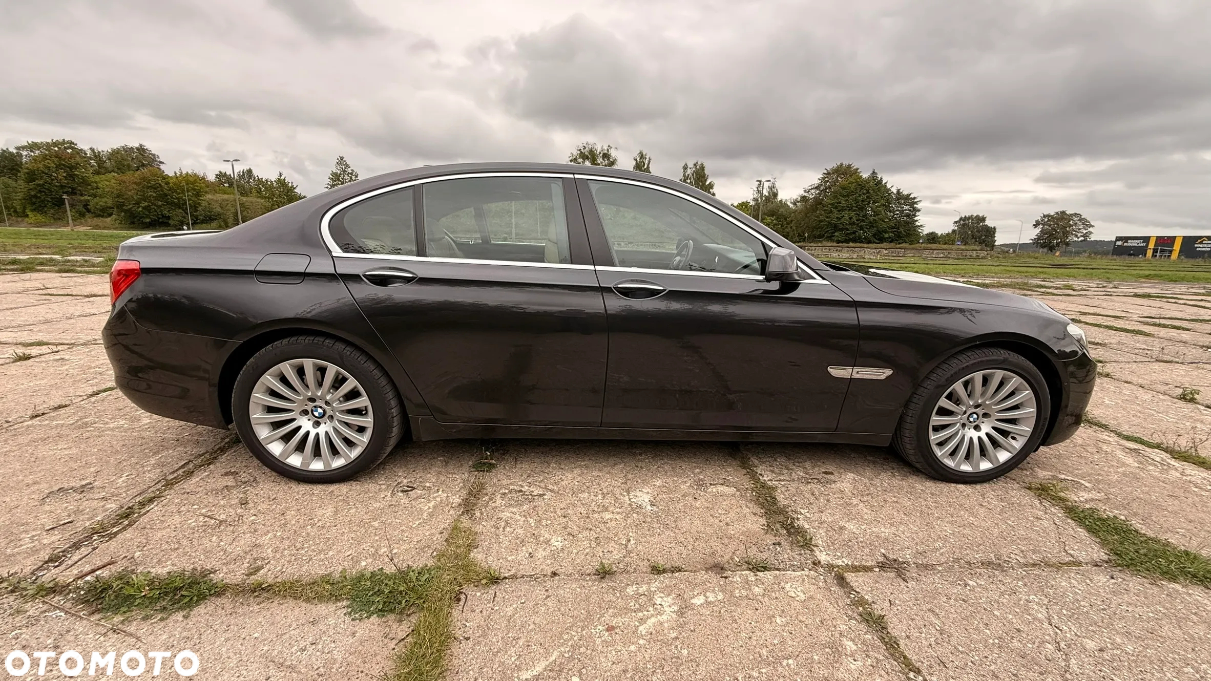 BMW Seria 7 730d - 8