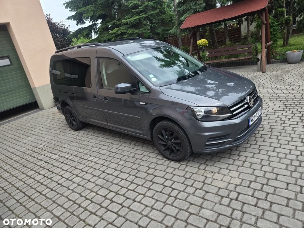 Volkswagen Caddy Maxi Comfortline 4Motion - 3