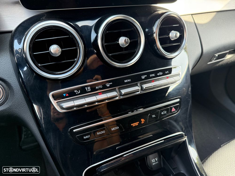 Mercedes-Benz C 200 Station 9G-TRONIC AMG Line - 22