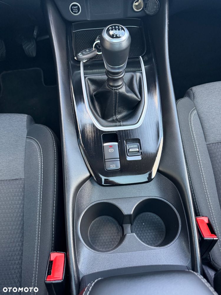 Nissan Qashqai 1.3 DIG-T N-Connecta EU6d - 23