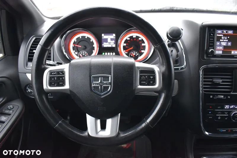 Dodge Grand Caravan 3.6 R/T - 34