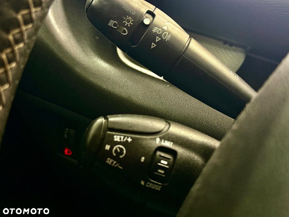 Citroën C3 Picasso 1.4i Exclusive - 29