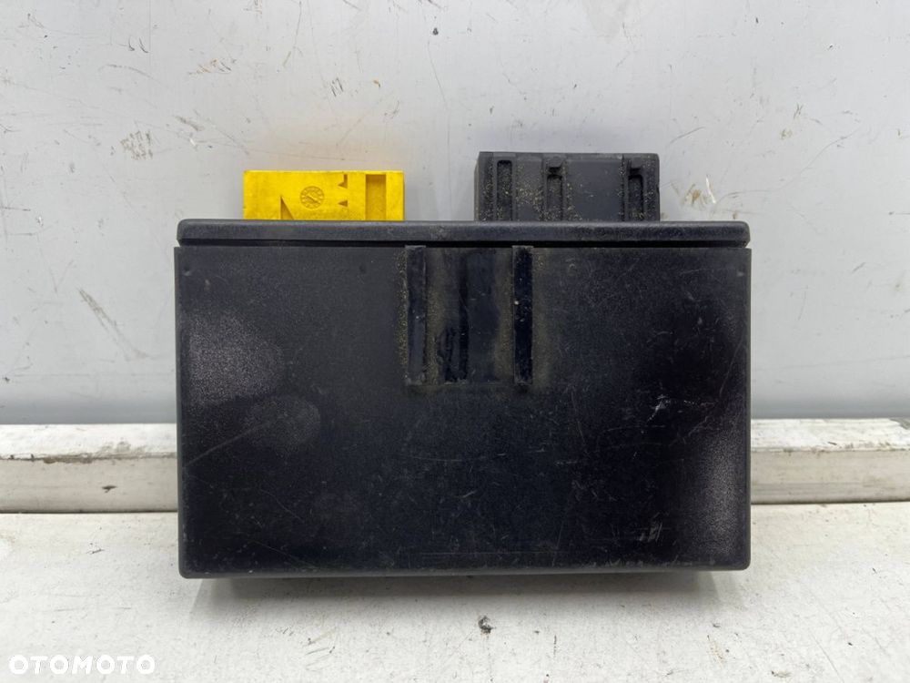 Moduł komfortu Citroen Xantia 93-01r. sterownik komputer 96275532.80 - 2