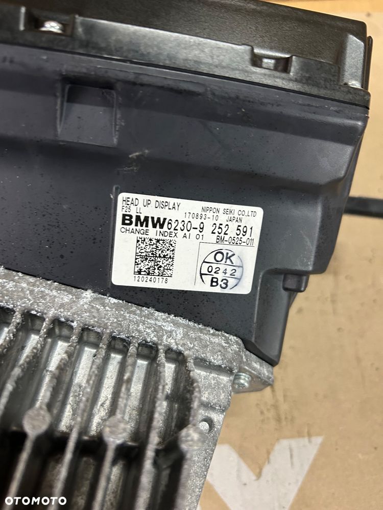 Bmw X3 F25 wyświetlacz HEAD UP 9252591 - 2