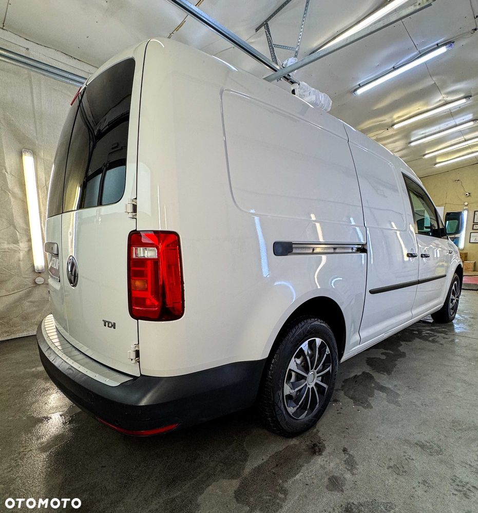 Volkswagen Caddy Maxi - 2