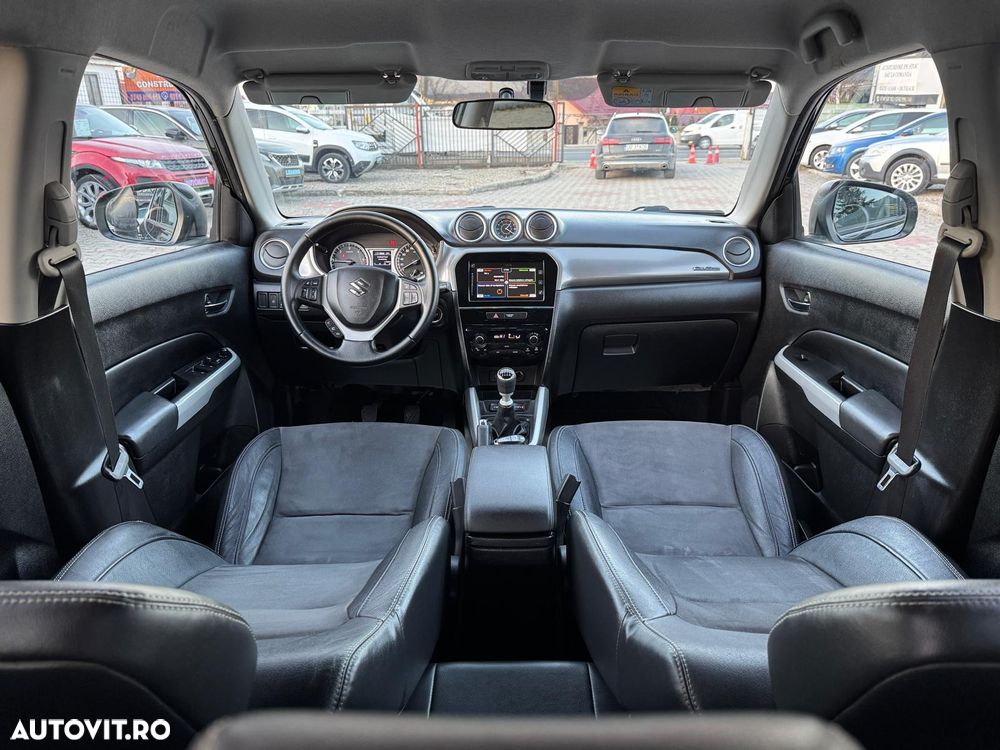 Suzuki Vitara 1.6 DDIS 4X4 Luxus - 12