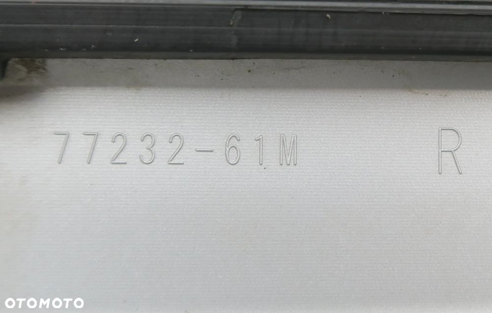 SUZUKI SX4 S-CROSS 2013 - 2021 próg LISTWA nakładka progowa R ORYGINAŁ OE - 8