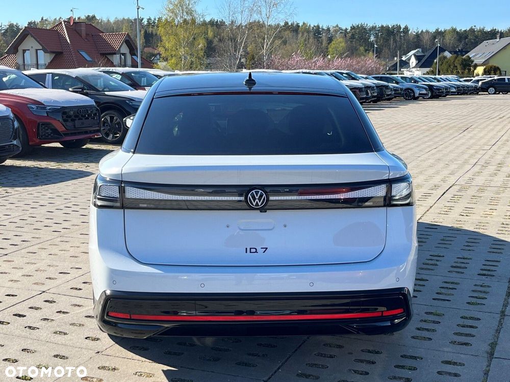 Volkswagen ID.7 77kWh Plus - 5