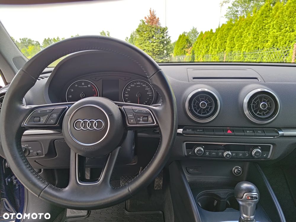 Audi A3 Sportback - 18