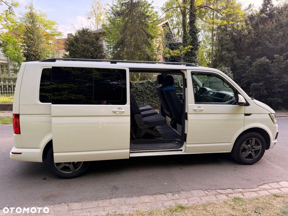 Volkswagen Caravelle - 11