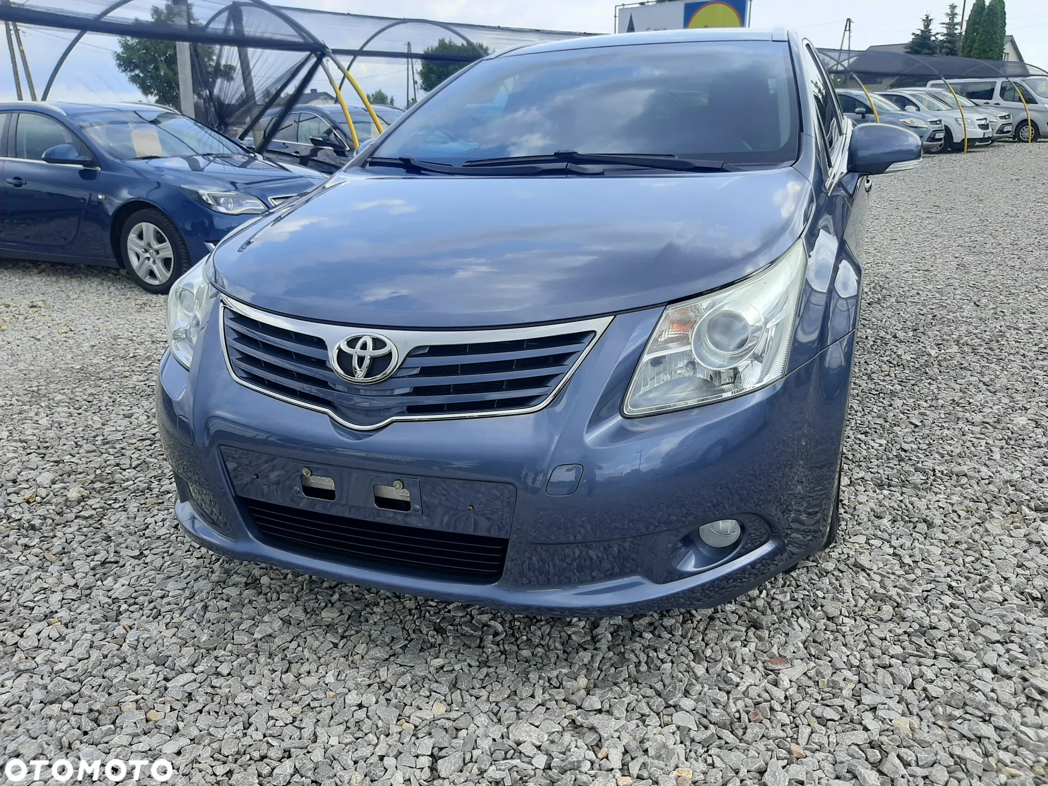 Toyota Avensis 2.0 Sol plus NAVI - 14