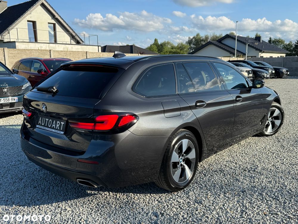 BMW Seria 5 520d Luxury Line - 17
