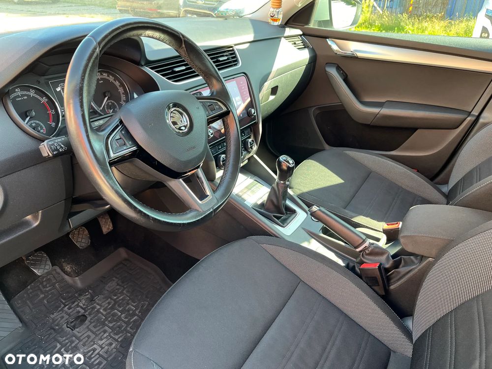 Skoda Octavia 1.4 TSI Ambition - 4
