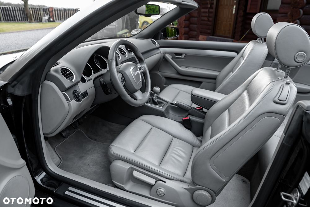 Audi A4 Cabrio 1.8 T - 19