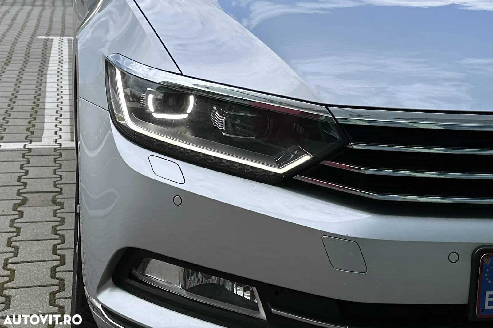 Volkswagen Passat - 37