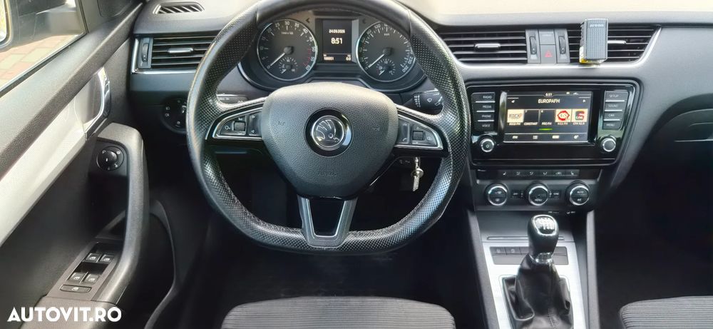 Skoda Octavia 2.0 TDI Sport Edition - 10