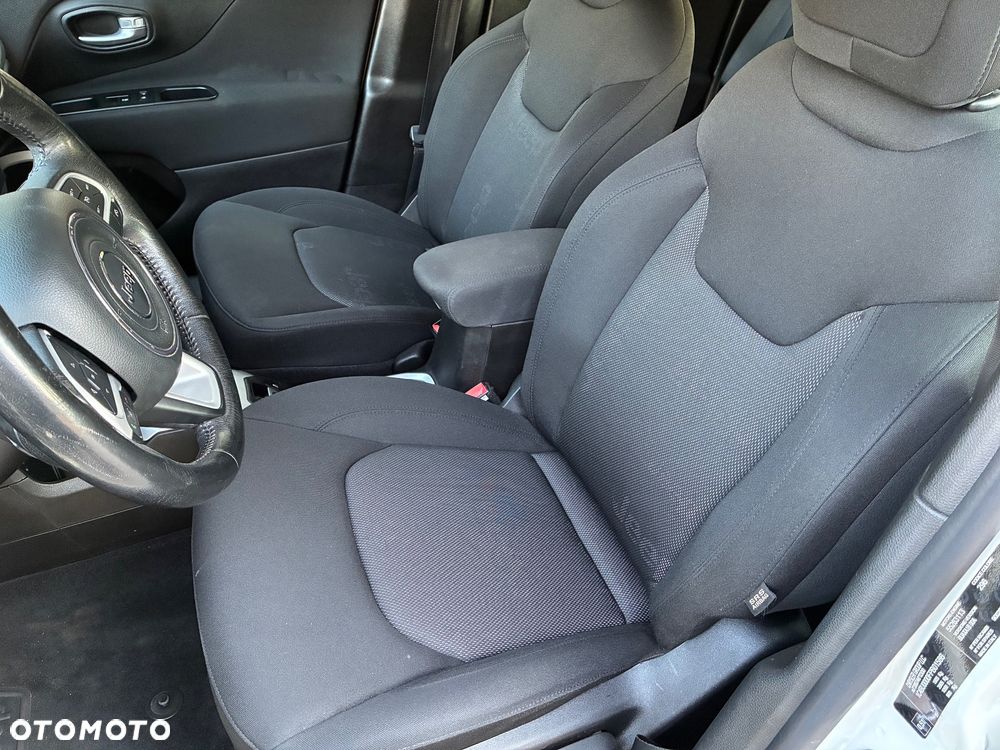 Jeep Renegade - 19