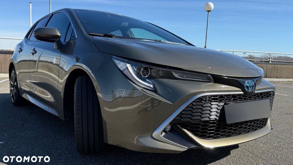 Toyota Corolla 2.0 Hybrid Executive - 2