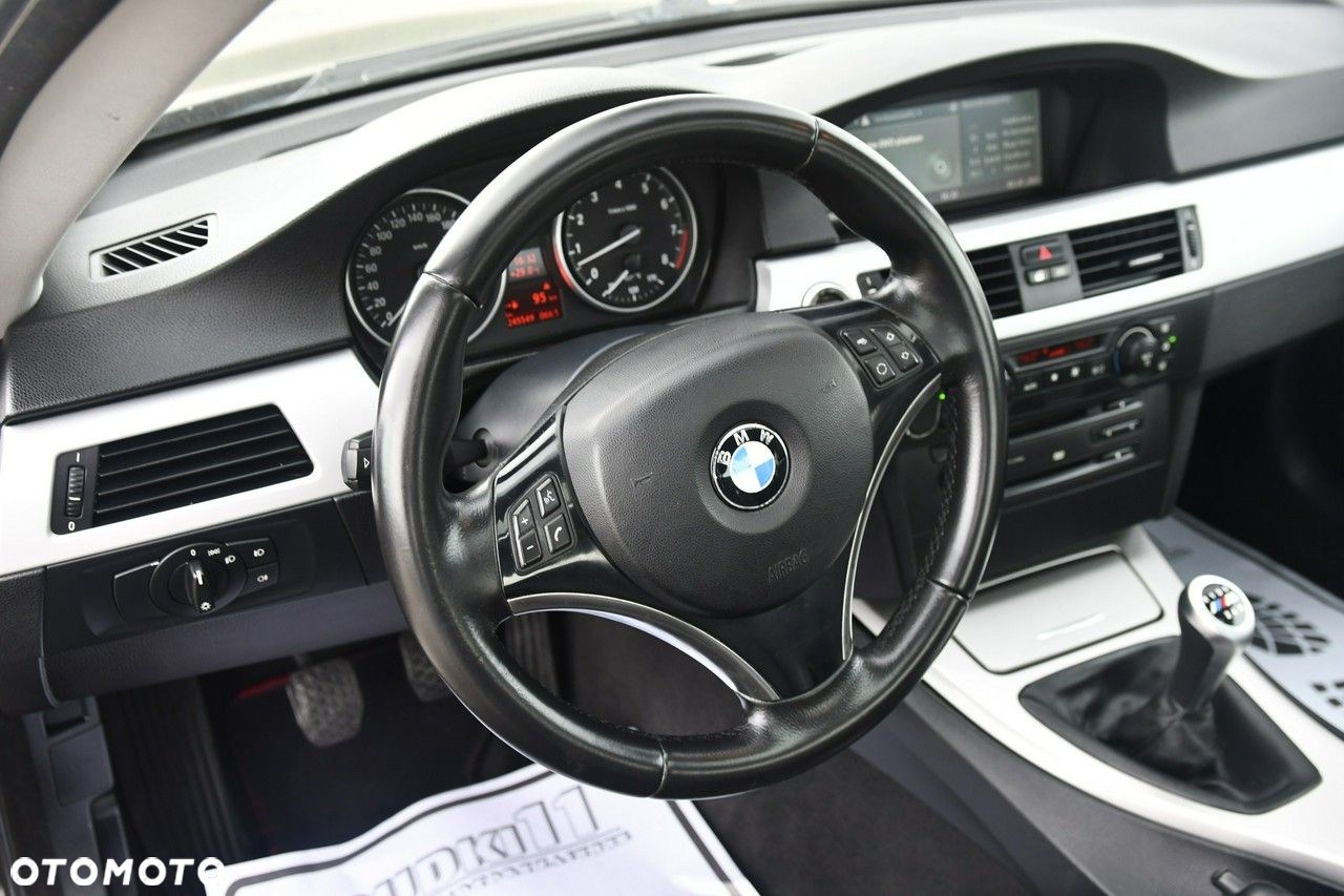 BMW Seria 3 - 15