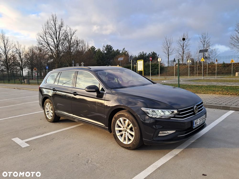 Volkswagen Passat Variant 2.0 TDI EVO Business DSG - 2