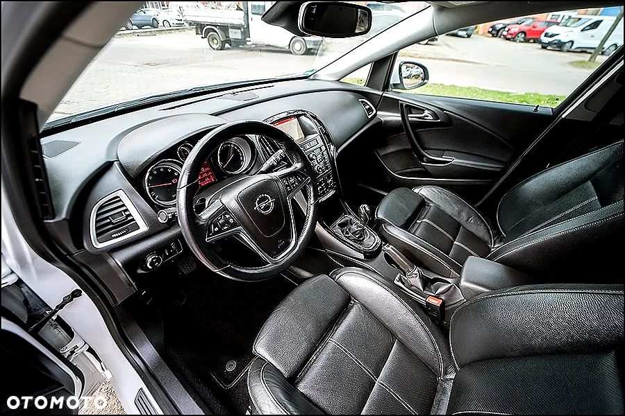 Opel Astra 1.4 Turbo Sports Tourer Exklusiv - 19