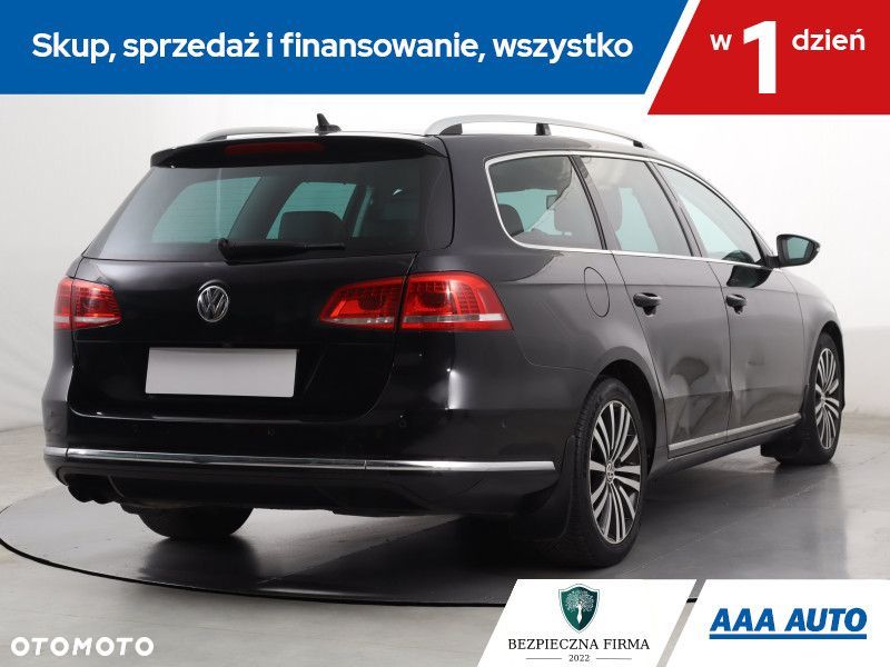 Volkswagen Passat - 6