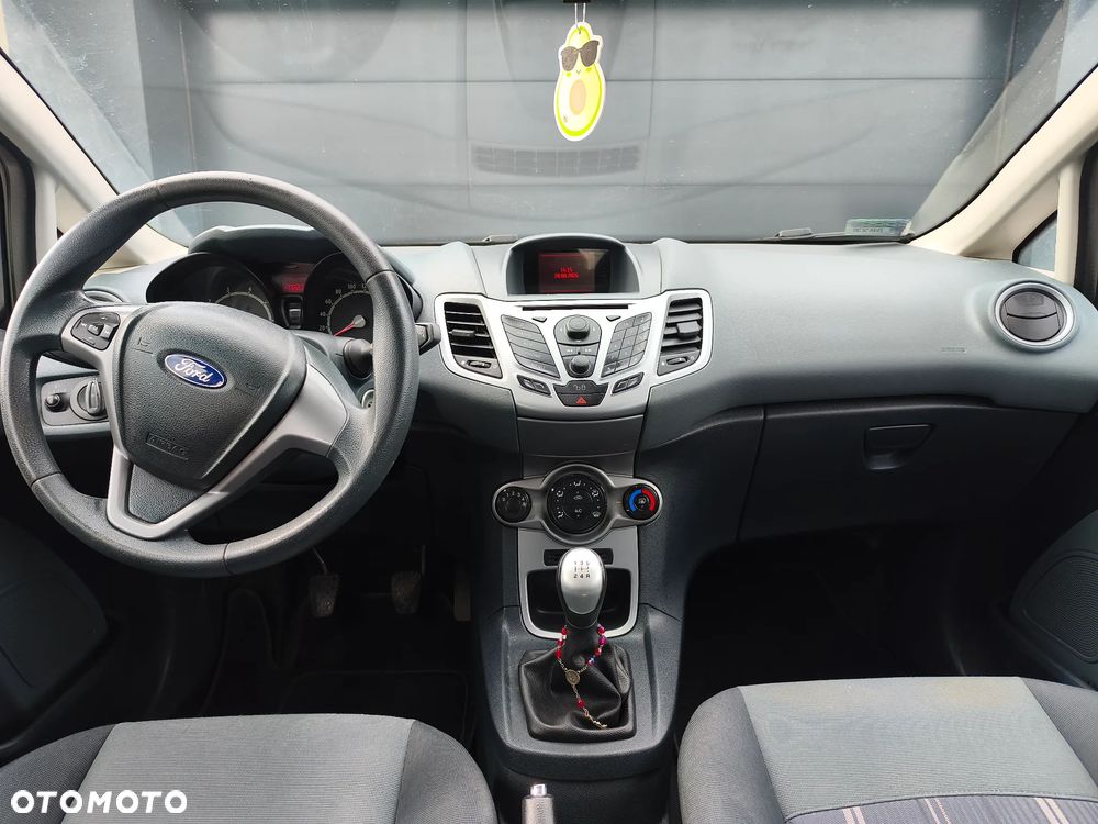 Ford Fiesta - 5