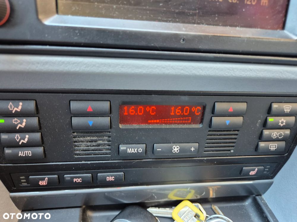 BMW Seria 5 520i - 20