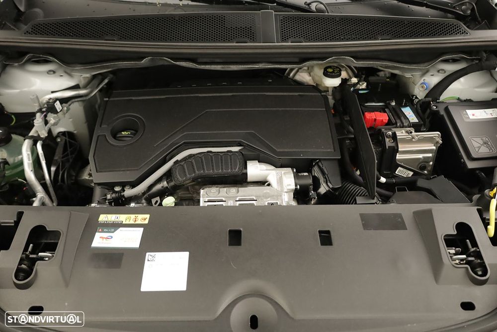 Peugeot 5008 1.2 Hybrid Allure e-DCS6 - 26