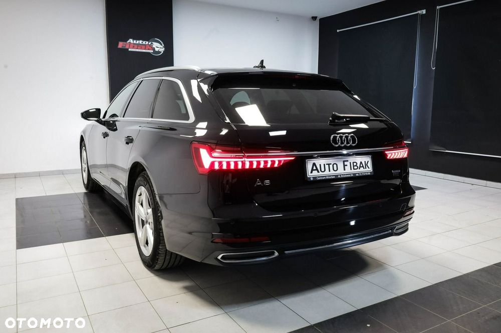 Audi A6 Avant - 10