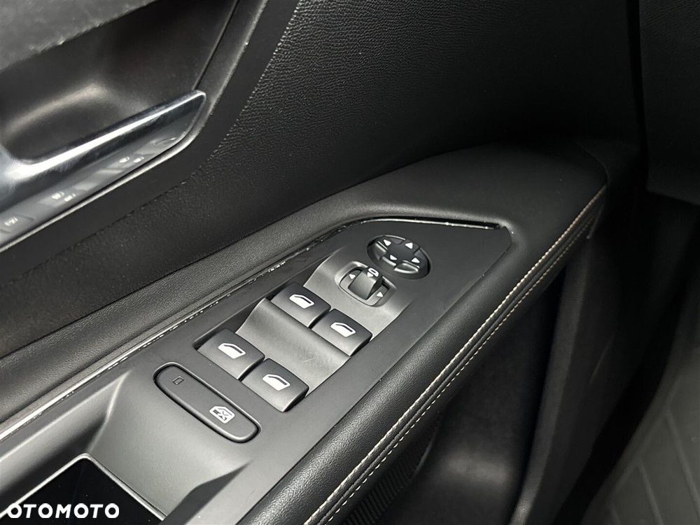 Peugeot 5008 1.6 PureTech GT Line S&S EAT8 - 19