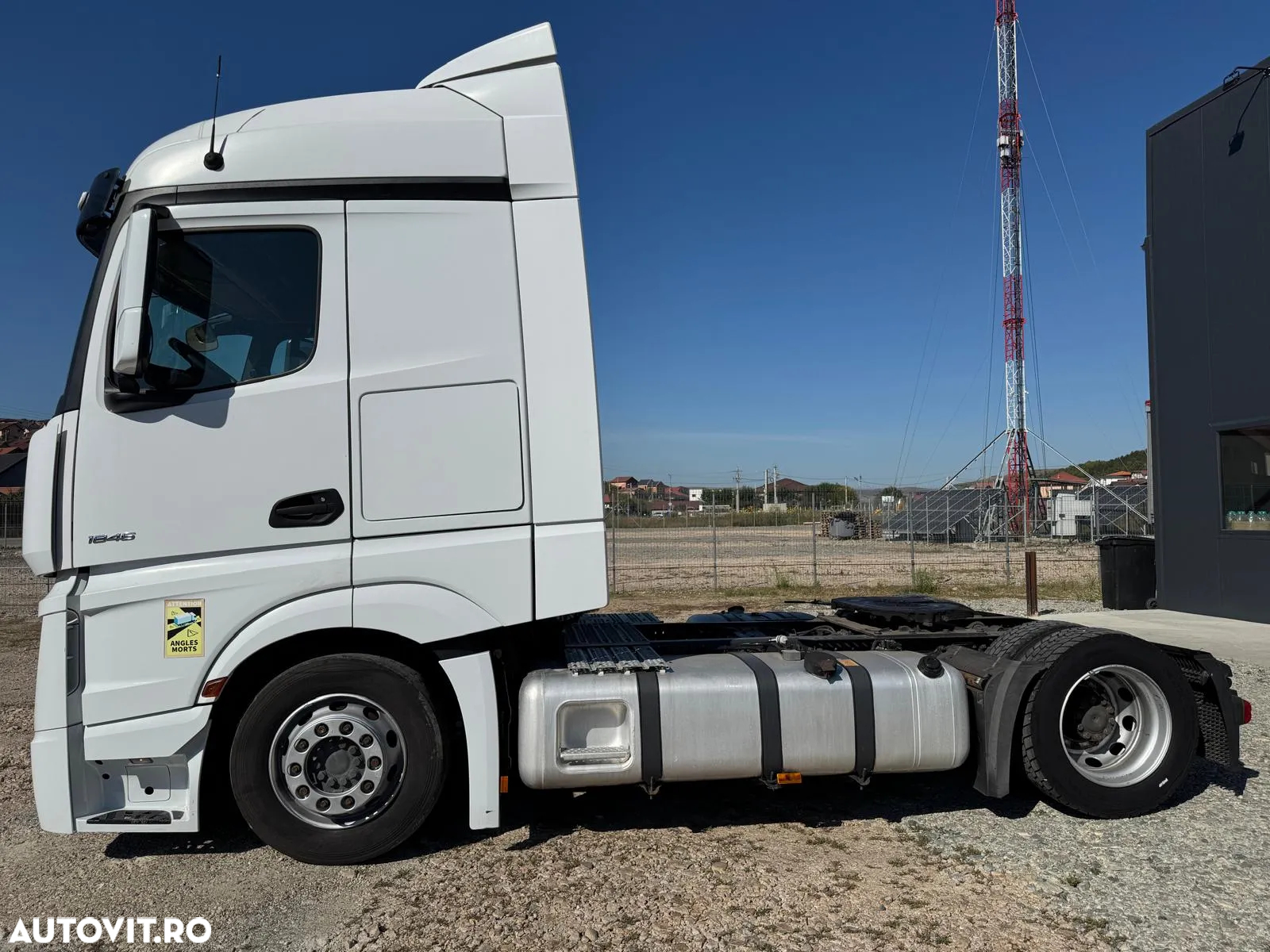 Mercedes-Benz ACTROS - 14