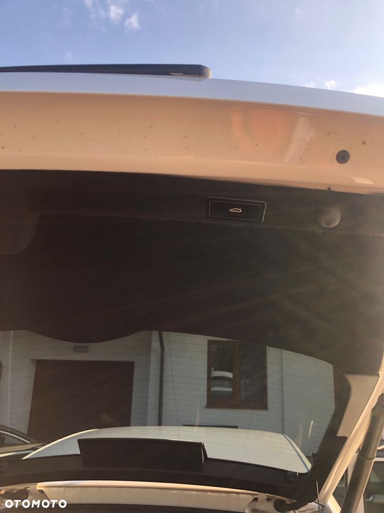 Skoda Superb 2.0 TDI Ambition DSG - 14