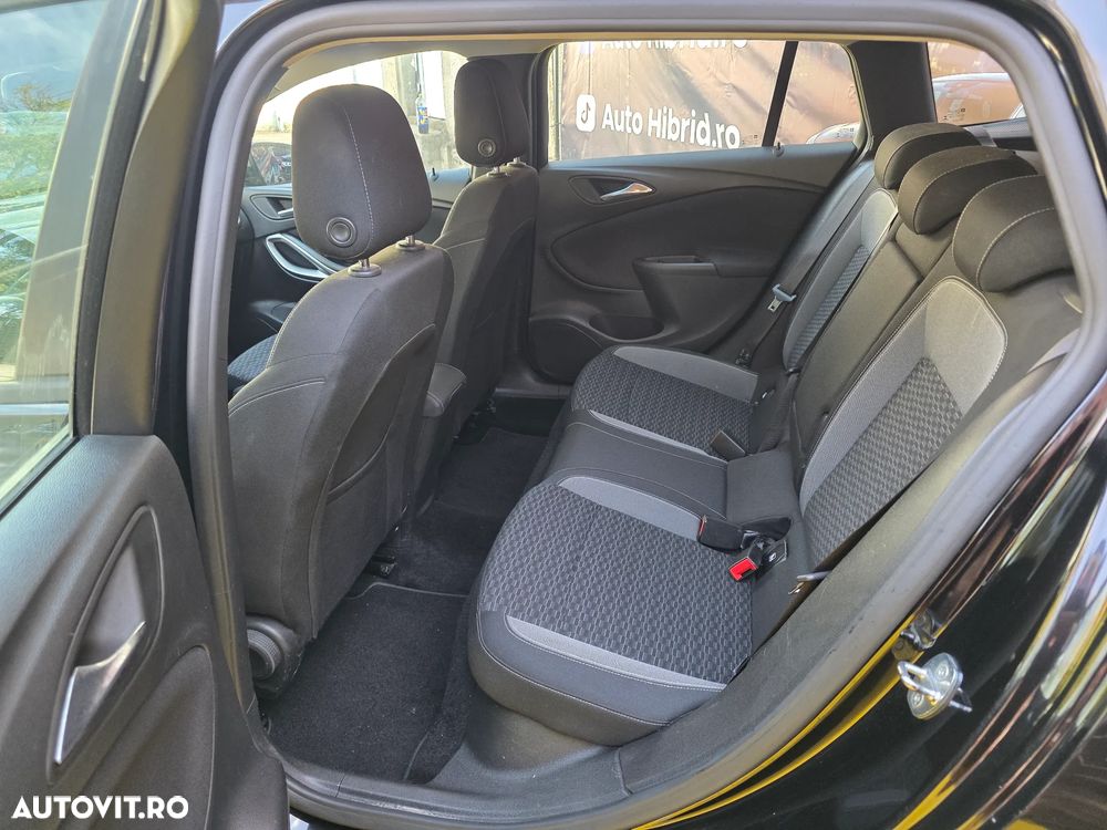 Opel Astra - 11