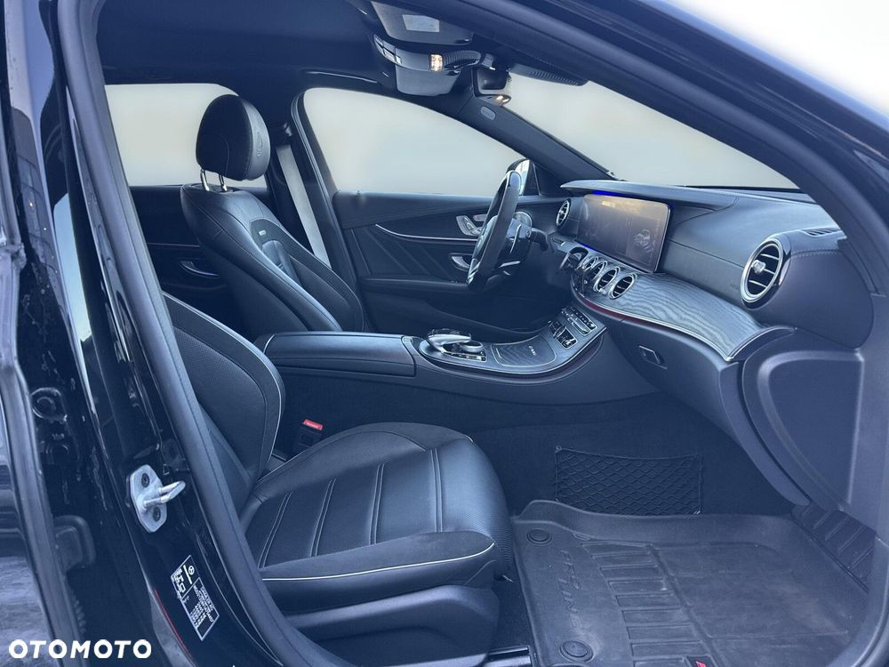 Mercedes-Benz Klasa E - 11