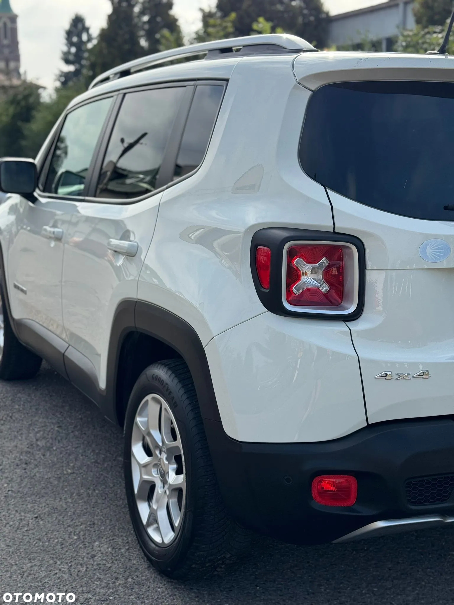 Jeep Renegade 1.4 MultiAir Limited 4WD S&S - 11