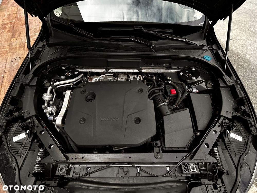 Volvo XC 60 B4 D Geartronic Momentum - 37