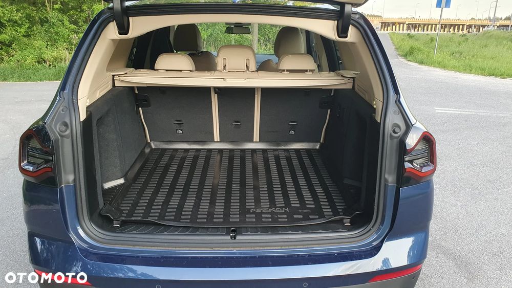 BMW X3 xDrive20d mHEV - 9