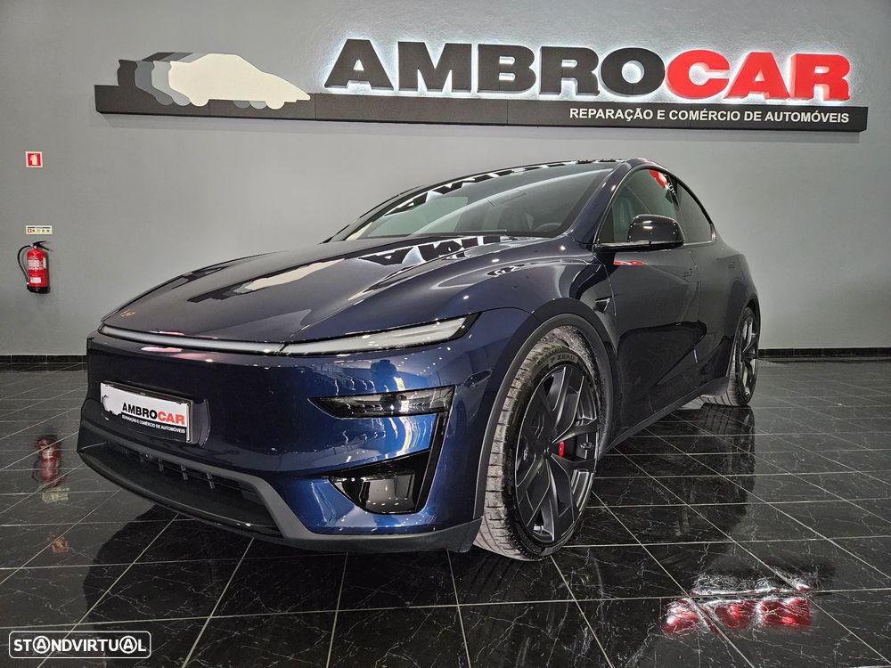 Tesla Model Y Performance Tração Integral - 1