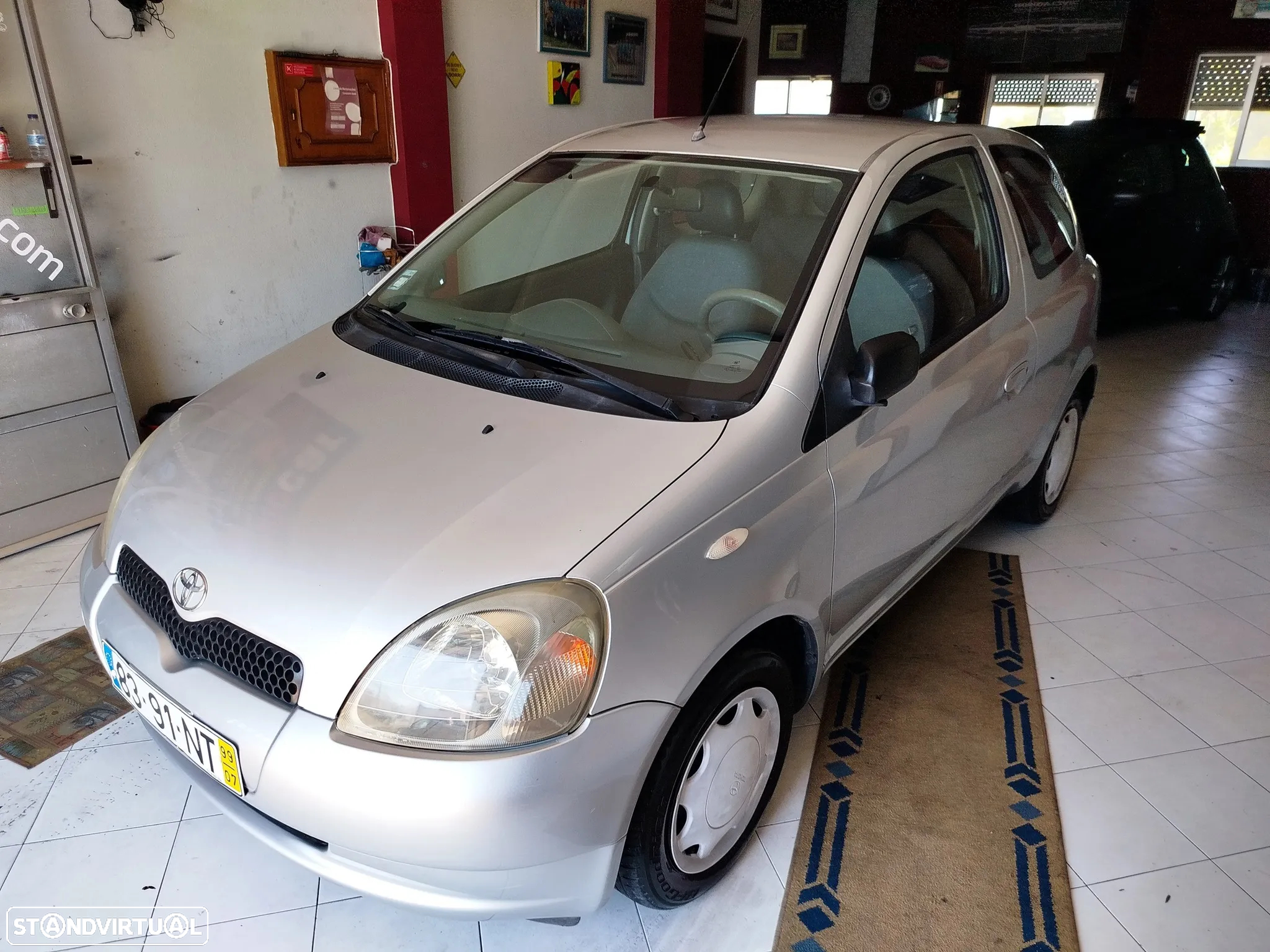Toyota Yaris 1.0 Base - 3