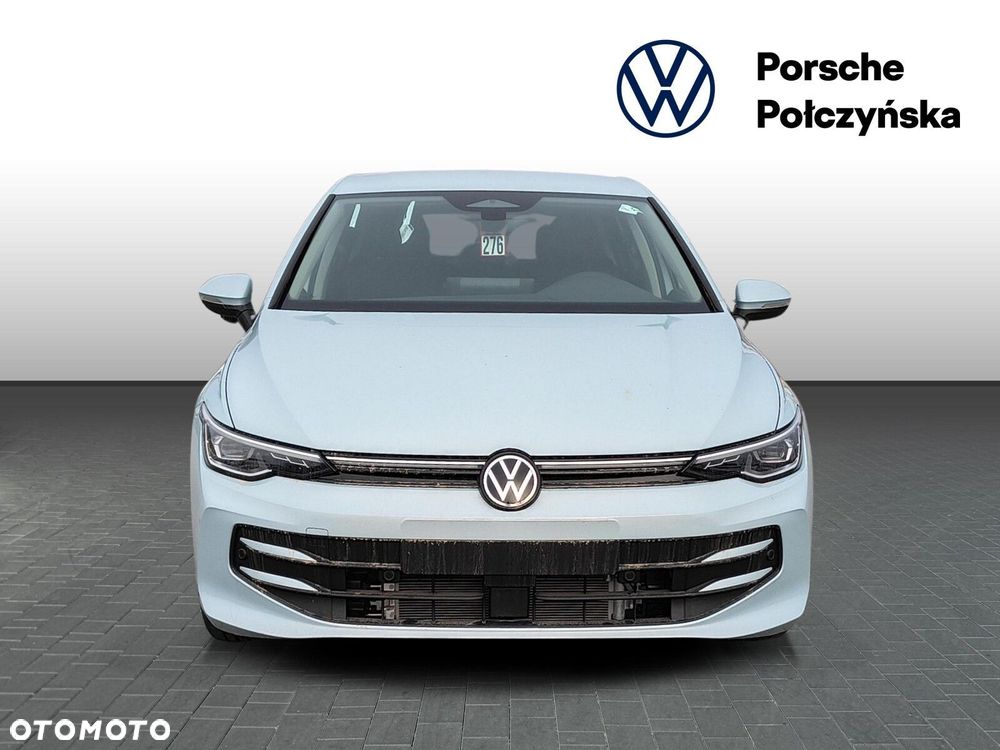 Volkswagen Golf - 8