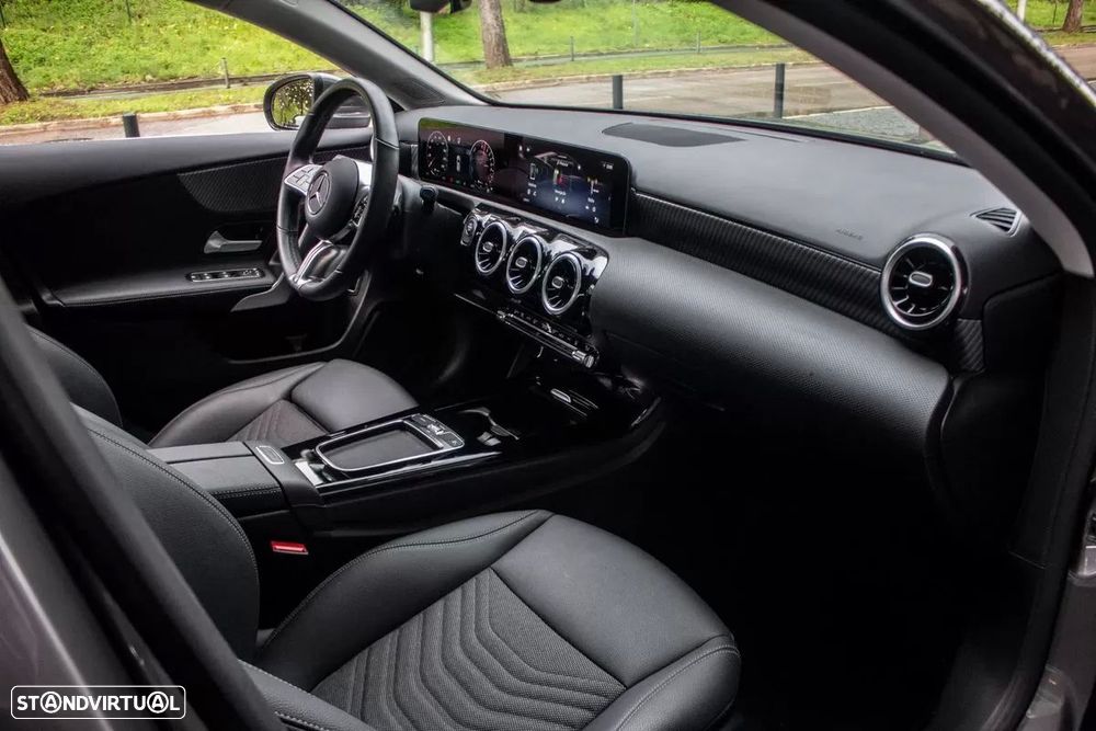 Mercedes-Benz A 250 e - 26