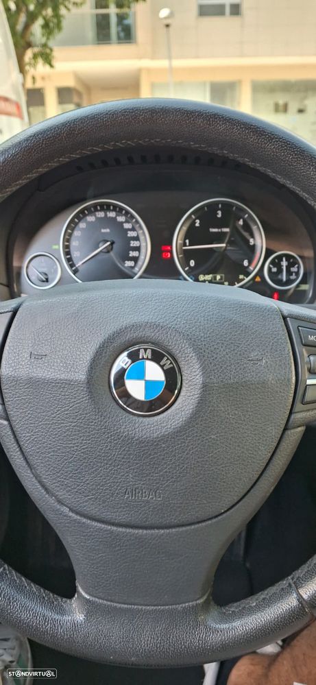 BMW 520 - 8